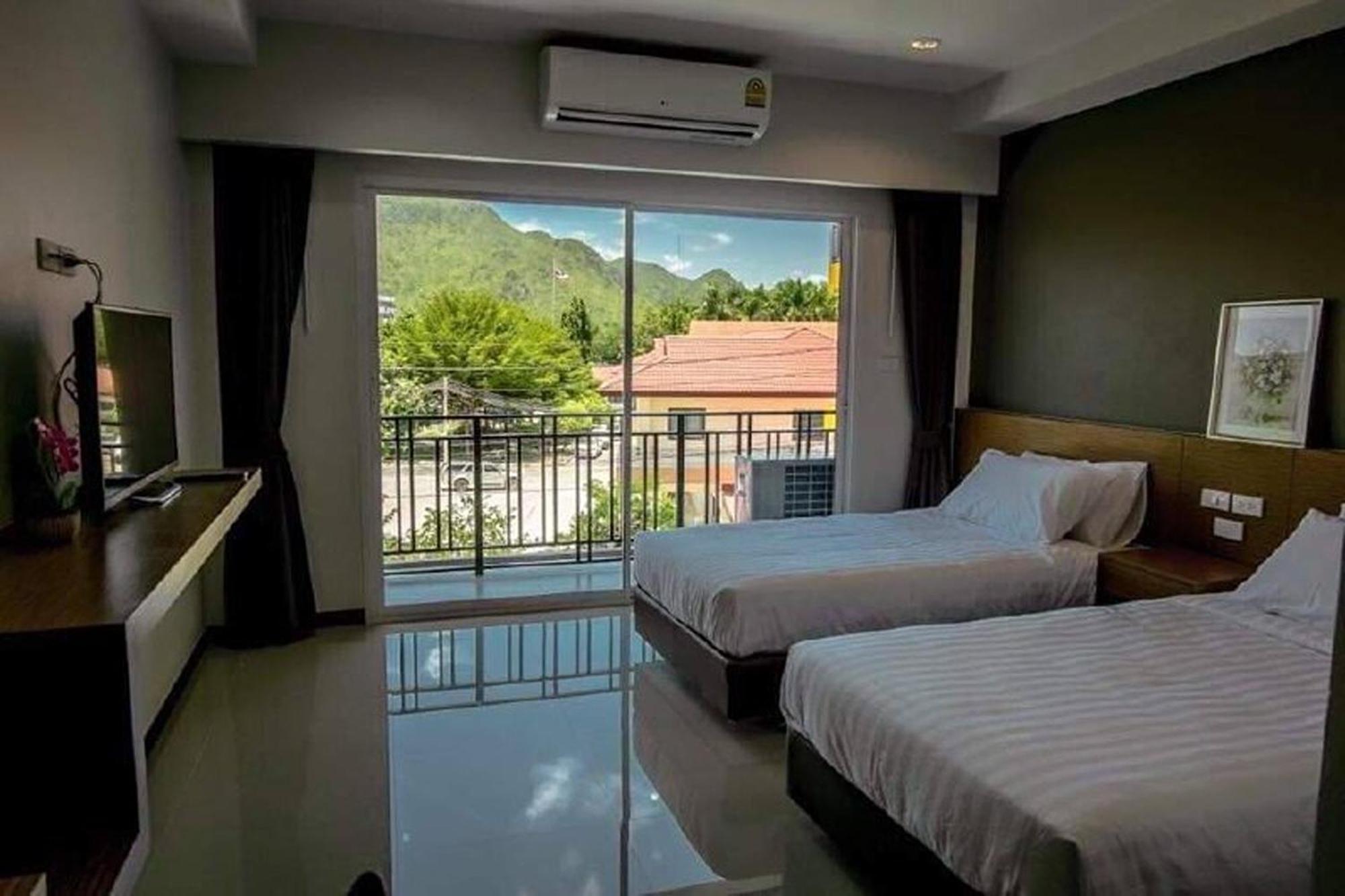 Eurotel Hotel SHA Kanchanaburi Buitenkant foto