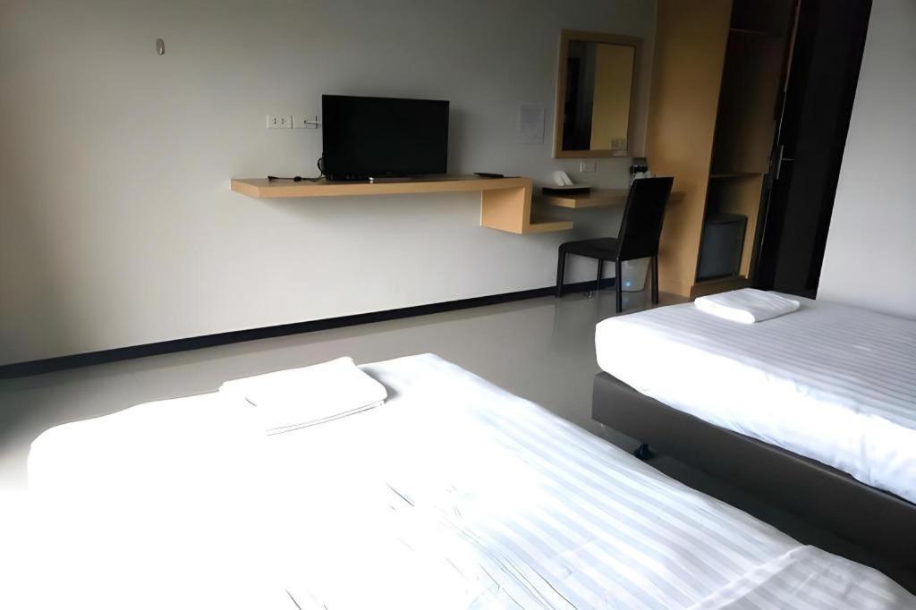 Eurotel Hotel SHA Kanchanaburi Buitenkant foto